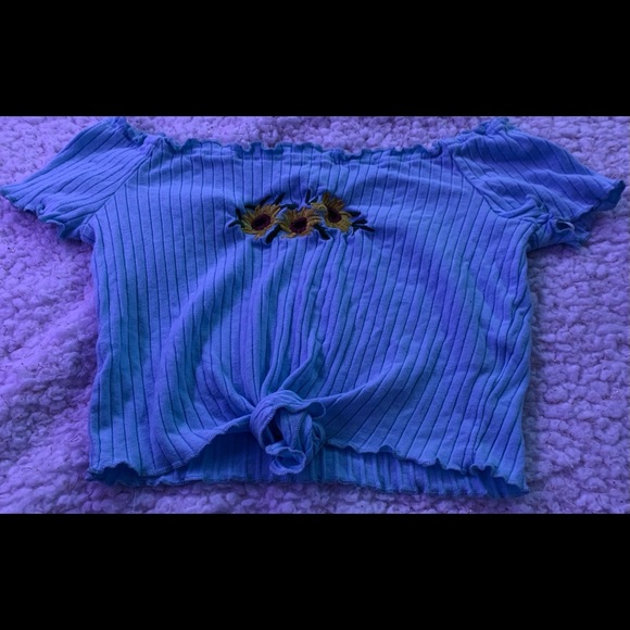 Flower crop top - Picture 1 of 1